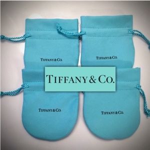 🆕🎁 4 (four) TIFFANY JEWELRY POUCHES